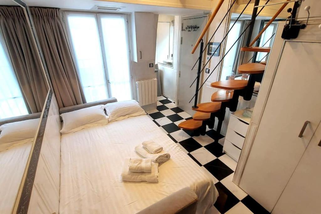 Duplex Notre-Dame De Paris Leilighet Eksteriør bilde